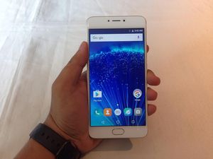 Smartphone Luna G Diklaim Anti Ngelag