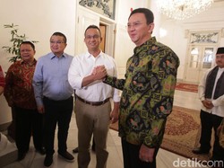 Pinjami Anies Heli, Erwin Aksa: Jika Naik Go-Jek Dibilang Pencitraan