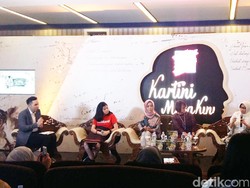 Belajar Melanjutkan Perjuangan Kartini dari Bupati Lampung Timur