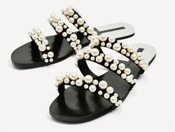 5 Sandal Ini Lagi Tren, Cocok Dipakai Hangout Hingga Kondangan