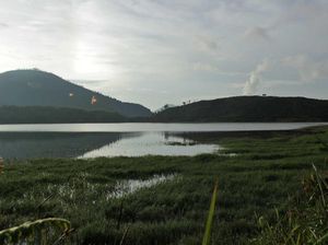 Penampakan Kembaran Ranu Kumbolo di Dieng Penampakan Kembaran Ranu Kumbolo di Dieng