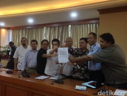 Redam Kisruh KITAS Essien dkk, PSSI Janji Patuhi Aturan