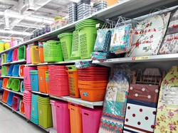 Baju Rapi dengan Promo Keranjang Pakaian di Transmart Carrefour