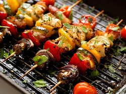 Shish Kebab, Daging dan Sayur dalam Satu Tusuk ala Timur Tengah