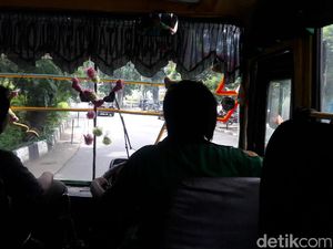 Sopir Truk Dulu Bawa Kernet, Kini Ajak Istri!