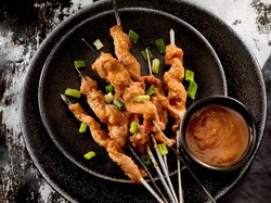 Sate Kere dan Sate Gluten yang Enak Tanpa Protein Hewani