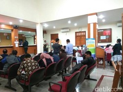 Hari Terakhir Lapor SPT, 600 Orang Lebih Antre di KPP Menteng