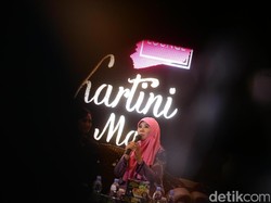 Asma Nadia: Kalau Perempuan Bergerak Banyak Urusan Beres