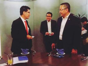 Mediator ke Pengusaha Malaysia, Mendes Harap Proyek Listrik Desa Mediator ke Pengusaha Malaysia, Mendes Harap Proyek Listrik Desa