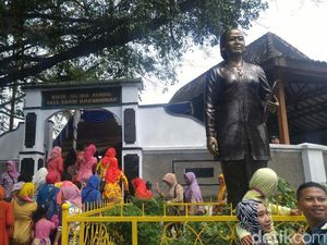 Makam Kartini Resmi Jadi Destinasi Wisata Ziarah Nasional Makam Kartini Resmi Jadi Destinasi Wisata Ziarah Nasional