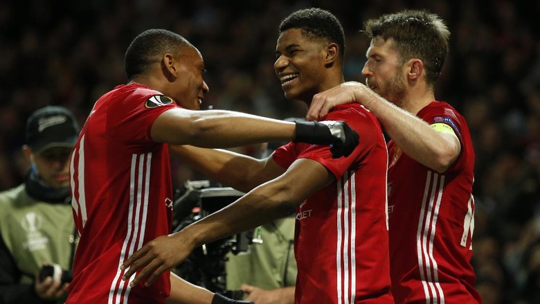 Carrick: Yang Penting MU Lolos Carrick: Yang Penting MU Lolos