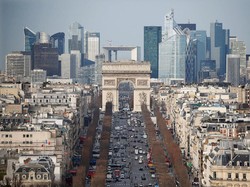 Prancis Larang Penjualan Mobil BBM Mulai 2040