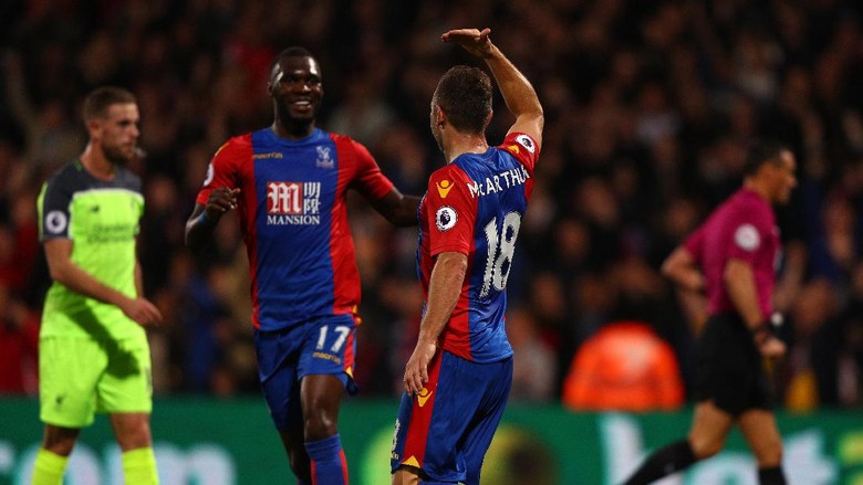 Liverpool Waspadai Benteke yang Sedang Oke Liverpool Waspadai Benteke yang Sedang Oke