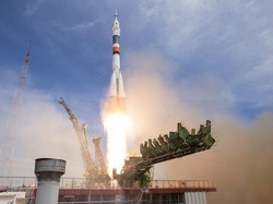 Tegang di Bumi, AS dan Rusia Rukun di Luar Angkasa