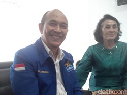 Iwan Sulandjana Siap Maju di Pilgub Jabar 2018