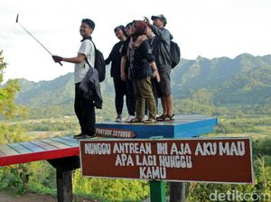 Yuk Foto Kekinian di Punthuk Setumbu