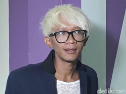 Aming Kembali Buka Mulut Soal Hubungannya dengan Evelyn