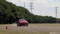 Uji Crossover Mazda CX-3