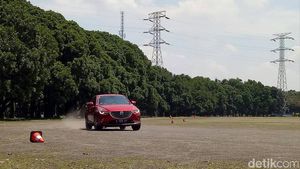 Uji Crossover Mazda CX-3