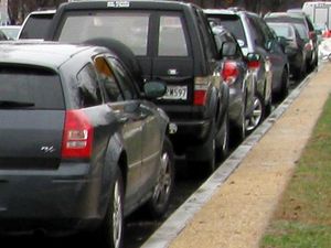 Sepertiga Warga Inggris Takut untuk Parkir Paralel