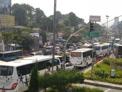 Long Weekend, Polisi Berlakukan Satu Arah di Puncak Bogor