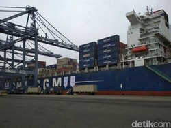 Kesiapan Tanjung Priok Jelang Diserbu Kapal Raksasa