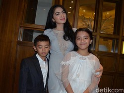 Ditanya Kapan Nikah Lagi, Ini Jawaban Angel Karamoy