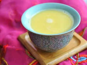 Hangatkan Tubuh dengan Suutei Tsai, Teh Susu Mongolia yang Gurih