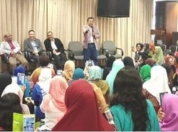 Jelang Kedatangan Jokowi, Nusron Temui Buruh Migran di Hong Kong