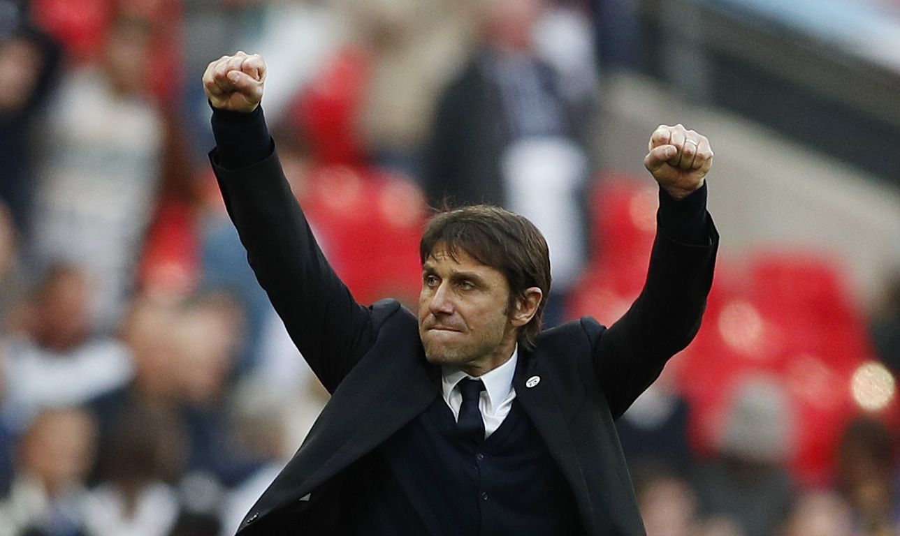 Britain Soccer Football - Tottenham Hotspur v Chelsea - FA Cup Semi Final - Wembley Stadium - 22/4/17 Chelsea manager Antonio Conte celebrates at full time Action Images via Reuters / John Sibley Livepic EDITORIAL USE ONLY. No use with unauthorized audio, video, data, fixture lists, club/league logos or 