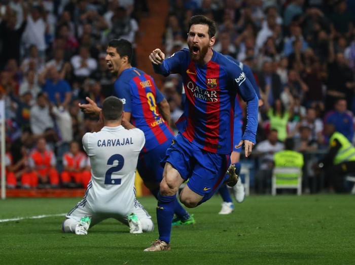 Football Soccer - Real Madrid v FC Barcelona - Spanish Liga Santander - Santiago Bernabeu, Madrid, Spain - 23/4/17 Barcelona's Lionel Messi celebrates scoring their third goal  Reuters / Stringer Livepic