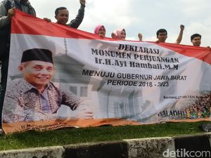 Relawan Deklarasikan Anggota DPD RI Ayi Hambali Maju Pilgub Jabar