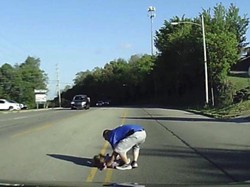 Bocah 4 Tahun di AS Terjatuh dari Bus yang Melaju