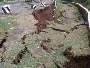 Jalur Cirebon-Kuningan Ambles Sepanjang 30 Meter