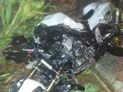 Terjatuh dan Tabrak Separator, Pengendara Suzuki Hayabusa Tewas