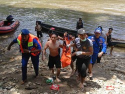 Kapal Tenggelam di Kapuas, 5 Korban Tewas Berhasil Dievakuasi
