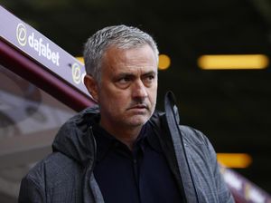 Mourinho Prioritaskan Liga Europa ketimbang Derby Manchester