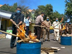 Aneka Narkoba dan Miras yang Beredar di Cirebon Dimusnahkan