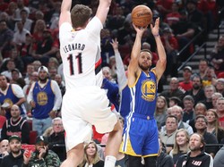 Warriors Gulung Blazers, Maju ke Semifinal Wilayah
