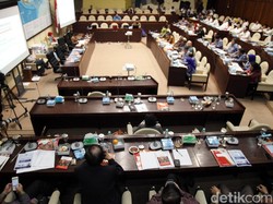 KPU-DPR Debat soal Sifat Rapat Pembahasan PKPU Pemilu 2019