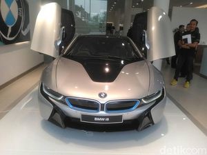 Kalau Tren Bagus, BMW Siap Buka Diler Mobil Listrik di Daerah Lain