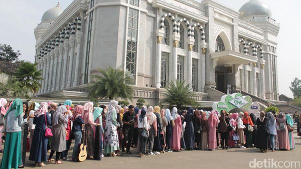 Audisi Hari Pertama Sunsilk Hijab Hunt 2017 Kota Bandung