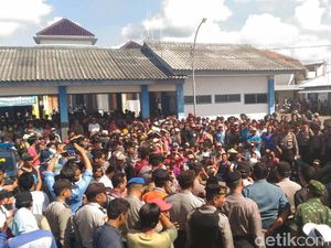 Nelayan di Banyuwangi Ditangkap, Polisi: Hanya Salah Faham Saja Nelayan di Banyuwangi Ditangkap, Polisi: Hanya Salah Faham Saja
