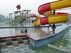 Bukan Cuma Garut, Dieng Juga Punya Taman Rekreasi Air Panas