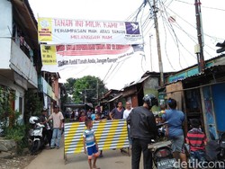 Warga Manggarai Harus Kosongkan Tanah Aset PT KAI Tengah Malam Ini