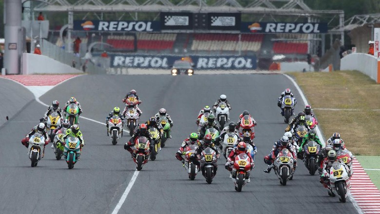 Ambisi Dimas Ekky dan Andi Gilang Jelang Seri Perdana FIM CEV 2017 Ambisi Dimas Ekky dan Andi Gilang Jelang Seri Perdana FIM CEV 2017