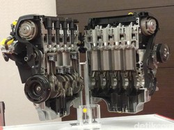 Pakai Oli Mobil di Motor Boleh?