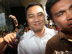 KPK Periksa Anggota DPR Fayakhun Andriadi KPK Periksa Anggota DPR Fayakhun Andriadi