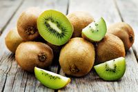Rutin Makan 9 Buah yang Segar Manis Ini Bisa Bikin Kulit Mulus dan Kencang