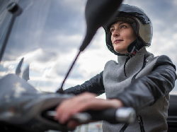 Memilih Warna Motor untuk Dukung Penampilan Sehari-hari